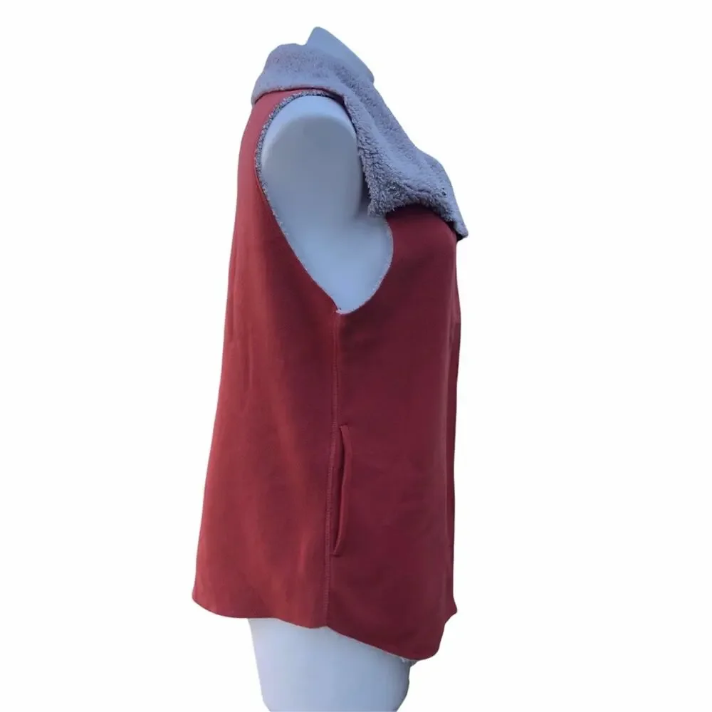Dylan red faux shearling vest snap closure Medium